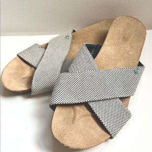 Dr. Sholl’s sandals